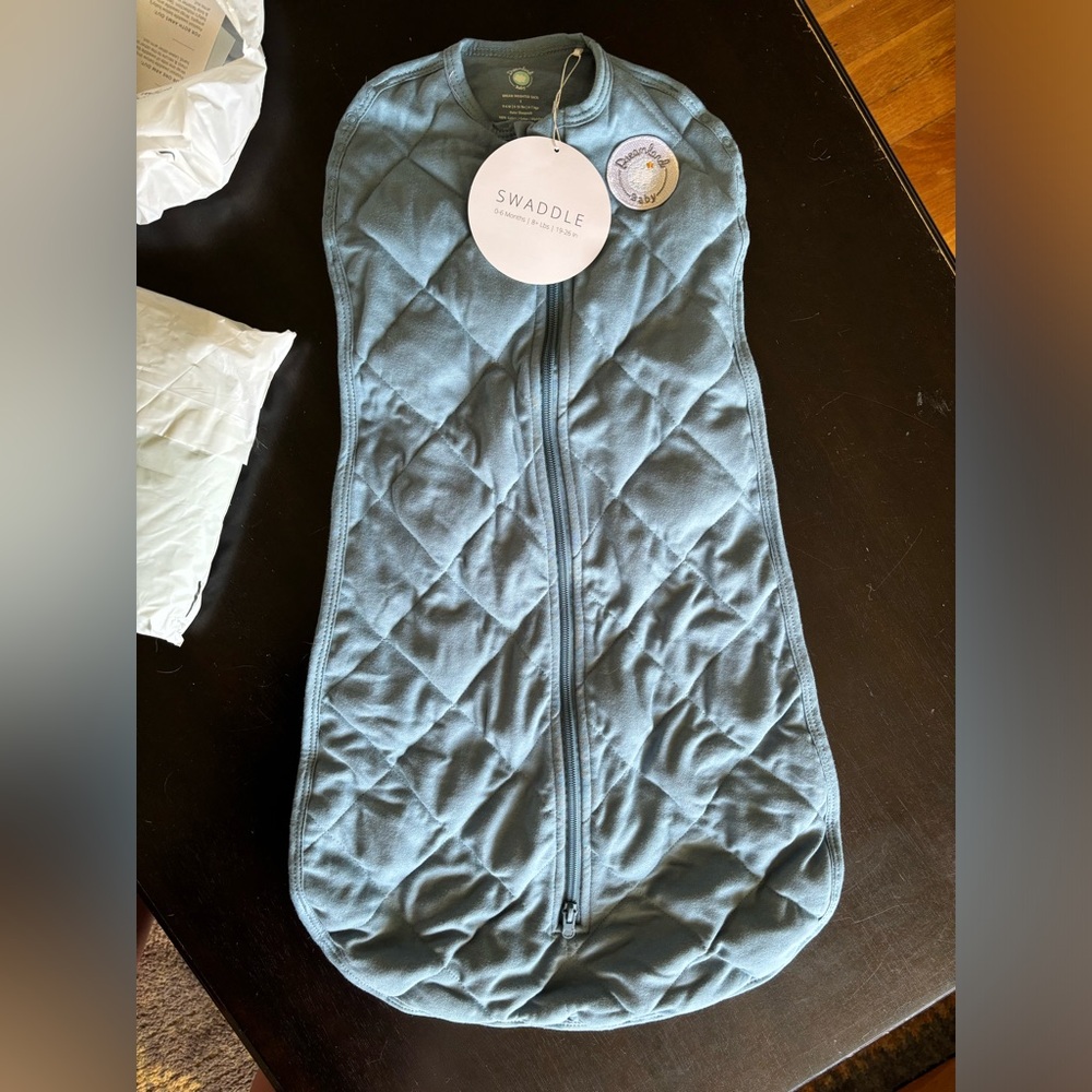 NWT Dreamland baby weighted sleep swaddle in ocean blue